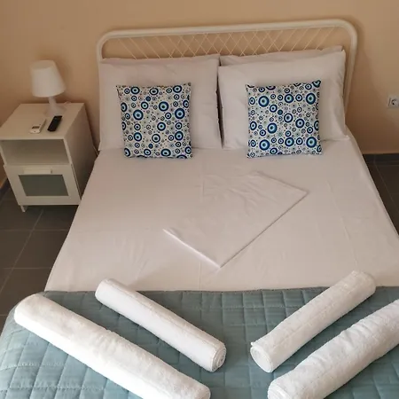 Vip Hyiat House * Peraía